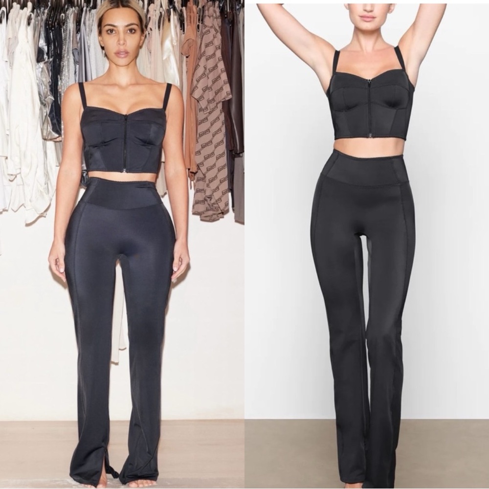 SKIMS Glam High Rise Onyx Black Sheen Pants Leggings